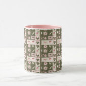 Pink & Green Daisy Floral & Herz Quilt Muster Tasse (Zentrum)