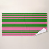 Pink Green Stylish Stripes Pattern Design  Badehandtuch (Badehandtuch)