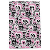 Pink Grey Black Hearts Pattern. Gift Bag Mittlere Geschenktüte (Vorderseite)