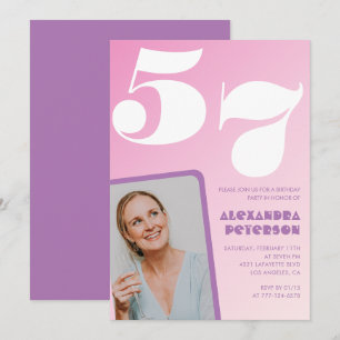 Pink Groovy Einladung zum 57. Geburtstag Retro Fot