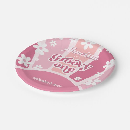 Pink Groovy One Retro Rainbow Daisy Erster Geburts Pappteller (Schrägansicht)