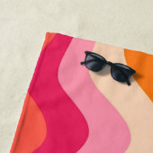 Pink Groovy Retroästhesie - Mit Monogramm Strandtuch (Beispiel)