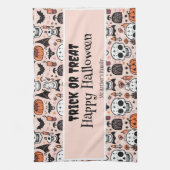 Pink Halloween Trick oder Behandeln von benutzerde Geschirrtuch (Vertikal)