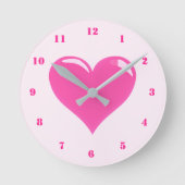Pink Heart Clock Runde Wanduhr (Vorderseite)