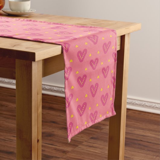 Pink Heart Pattern Table Runner Großer Tischläufer (Beispiel)
