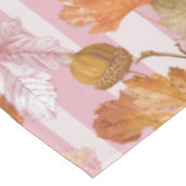 Pink Herbstleaves and Acorns Pattern - Fall Tischdecke (Schrägansicht)