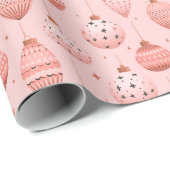 Pink Holiday Ornaments Weihnachten Geschenkpapier (Rolleneckpunkt)