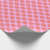Pink Holiday Peppermint Candy Cane Muster Geschenkpapier (Ecke)