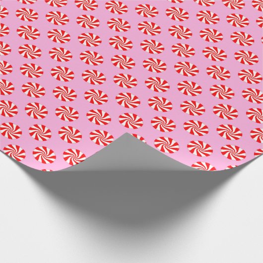 Pink Holiday Peppermint Candy Cane Muster Geschenkpapier (Ecke)