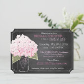 Pink Hydrangea Mason Jar Chalkboard Brautparty Einladung (Stehend Vorderseite)