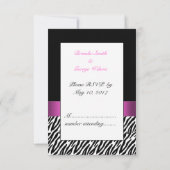 Pink Initials Zebra Stripes Wedding RSVP Karte (Rückseite)