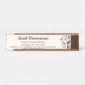 Pink Ivory Janitorial Cartoon Reinigungsmarke Schreibtischnamensplakette (Vorderseite )