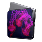 PINK JELLY FISH UNTER DEM MEER LAPTOPSCHUTZHÜLLE (Vorderseite Links)