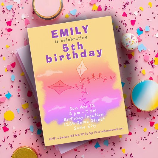 Pink Kites Zeichnend Kindergeburtstag Party Einladung