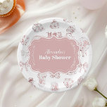 Pink Kleidung Toile De Jouy Baby Dusche Pappteller<br><div class="desc">Fügen Sie Ihrer Babydusche eine Touch Eleganz mit unseren Toile De Jouy Bow Baby Shower Paper Tellern hinzu. Diese Teller sind im klassischen und aufwändigen Toile De Jouy-Stil gestaltet und bestechen durch reizvolle Pastoralszenen, die zeitlose Eleganz und Charme verkörpern. Der zarte Bogen-Akzent steigert das Design und macht diese Teller zu...</div>