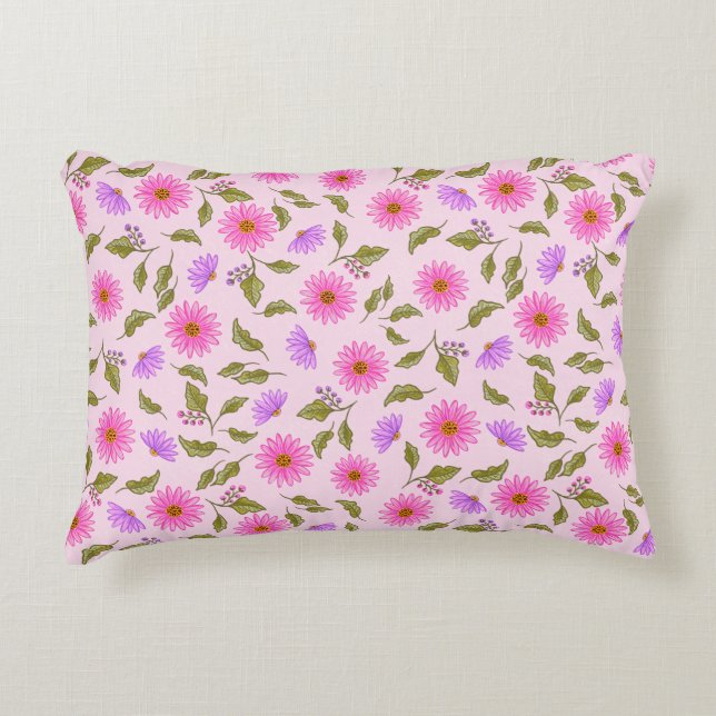 Pink Lavender Floral Lacy Daisy Accent Pillow Dekokissen (Vorderseite)
