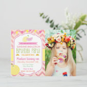 Pink Lemon Birthday Einladung mit Bild (Stehend Vorderseite)