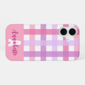 Pink Lila Pastell Gingham Pattern Monogram iPhone 16 Hülle (Rückseite (Horizontal))