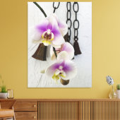 Pink Lilac Orchid Blume Vintage Glocken Leinwanddruck (Insitu (Wohnzimmer))