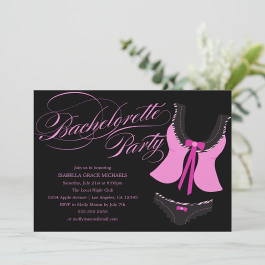 Pink Lingerie Junggeselinnen-Abschied | Party Einl Einladung (Stehend Vorderseite)