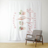 Pink mädchenhafte Drinks Bachelorette Wochenende Wandteppich (Beispiel)