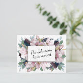 Pink Magnolia Floral Bouquet Neue Adresse Ankündigungspostkarte (Stehend Vorderseite)