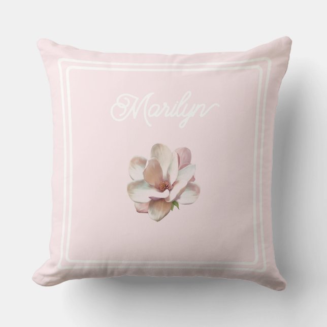 Pink Magnolia mit Monogramm Wurfkissen Kissen (Vorderseite)