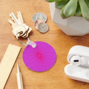 Pink mandala rays on purple keychain schlüsselanhänger