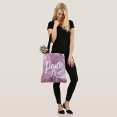 Pink Marble Peace Liebe Tasche (Am Model)