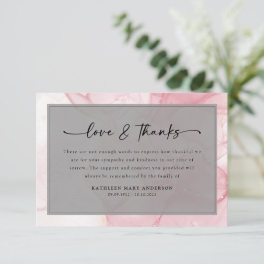 Pink Marble Script Beileid Beerdigung Dankeskarte (Stehend Vorderseite)