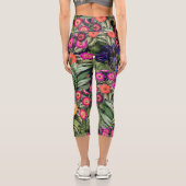 Pink Meadow Floral Capri Leggings (Rückseite)