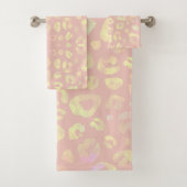 Pink Metallic Leopard Muster Badhandtuch Set (Insitu)