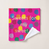 Pink mit bunten Punkten und Schriftzug -  Badhandtuch Set (Waschlappen)