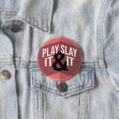 Pink Modern Geometric Phrase Play Board Games Button (Beispiel)