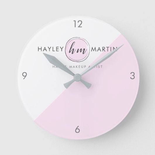 Pink Monogram Style Custom Logo Business Runde Wanduhr (Vorderseite)