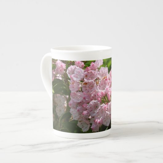 Pink Mountain Laurel Knochen China Tasse (Vorderseite Links)