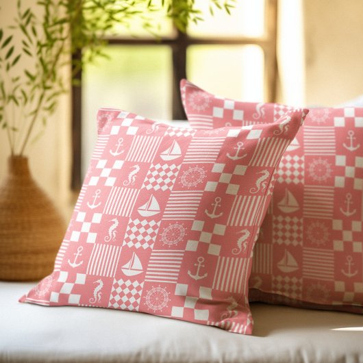 Pink Nautic Patchwork Pattern Kissen