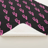 Pink Neon Lightning Bolt Muster Sherpadecke (3/4)