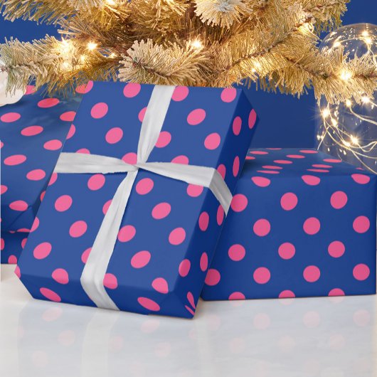Pink On Blue Polka Dots Pattern Design Geschenkpapier