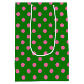 Pink On Green Polka Dots Pattern Design Mittlere Geschenktüte (Rückseite)