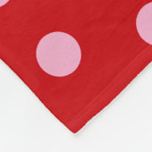 Pink on Red Polka Dots  Fleecedecke (Ecke)
