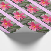 Pink Orchid Wrapping Paper Geschenkpapier (Ecke)