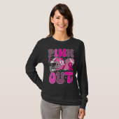 Pink Out Football Awareness Game Spirit Design T-Shirt (Vorne ganz)