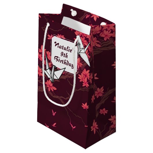 Pink Paper Crane Origami Cherry Blossom Kleine Geschenktüte (Vorderseite Schrägansicht)