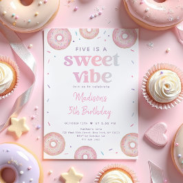 Pink Pastel Donut Five ist ein Sweet Vibe Geburtst Einladung