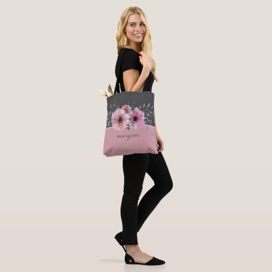 Pink-Pastell-Blume Tasche (Am Model)