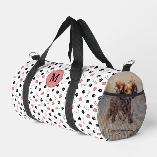 Pink Paws Knochen Ball Dog Foto & Monogramm Duffle Bag (Rechte Ecke)