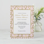 Pink Peach and Gold Hearts Wedding Einladung (Stehend Vorderseite)