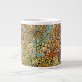 Pink Peach Tree in Blossom von Vincent van Gogh Jumbo-Tasse (Vorderseite)