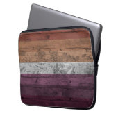 Pink Peach Wood Grain Subtile Lesbische Stolperfla Laptopschutzhülle (Vorderseite Links)
